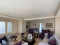 Hermoso apartamento en venta o alquiler, de 198.902 m2, ubicado en el Edificio Villa Rishó, de Zona 14, con piscina, jacuzzi, terraza social, sala social amoblada, 2 dormitorios, 2.5 baños, terraza y 2 puestos de estacionamiento techados.
