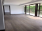 Exclusivo apartamento en venta, de 525 m2, ubicado en el prestigioso Edificio Albatros dentro del Club San Isidro, en Zona 16, con 4 dormitorios, 4 baños y 5 puestos de estacionamiento.