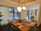 Elegante apartamento distribuido en 75 m2 de construcción, ubicado en Zona 11, con gimnasio, piscina, salón social, parque infantil, jardines comunes, pérgola en área común, área de coworking, runningtrack lounge, day care, campos y áreas verdes