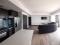 Se vende hermoso departamento con 89 m2 construcción, se encuentra ubicado en la Zona 13, Ciudad de Guatemala. El departamento cuenta con un dinámico balcón, cocina integrada y acceso a amenidades del edificio, incluyendo salón social y un gimnasio.