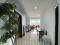 Amplio y espacioso apartamento en venta, de 249 m2, ubicado en prestigioso Edificio de Zona 14, con 3 dormitorios, 2.5 baños y 2 puestos de estacionamiento techados.