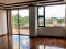 Elegante apartamento en venta, de 288,48 m2, ubicado en el nivel bajo del Edificio San Lázaro, sobre el exclusivo sector de San Lázaro, de Zona15, con 3 dormitorios, balcón-terraza, 3.5 baños y 2 puestos de estacionamiento techados.