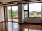 Atractivo apartamento de 288,48 m2, ubicado en el nivel bajo del Edificio San Lázaro, sobre prestigioso sector de Zona 15, con balcón, 3 habitaciones, 3.5 baños y 2 puestos de estacionamiento.